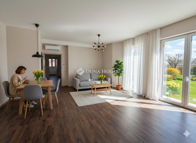 Eladó téglalakás, Kecskeméten 92.5 M Ft, 1+2 szobás