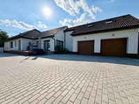 Eladó családi ház, Pápán 150 M Ft, 5 szobás