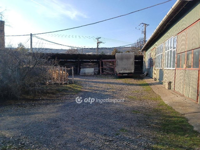 Eladó ipari ingatlan, Abasáron 120 M Ft / költözzbe.hu