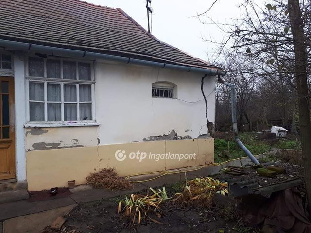 Eladó mezogazdasagi ingatlan, Tótkomlóson 8.8 M Ft
