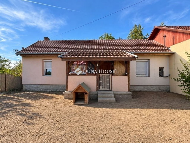 Eladó családi ház, Ócsán 43.5 M Ft, 2 szobás