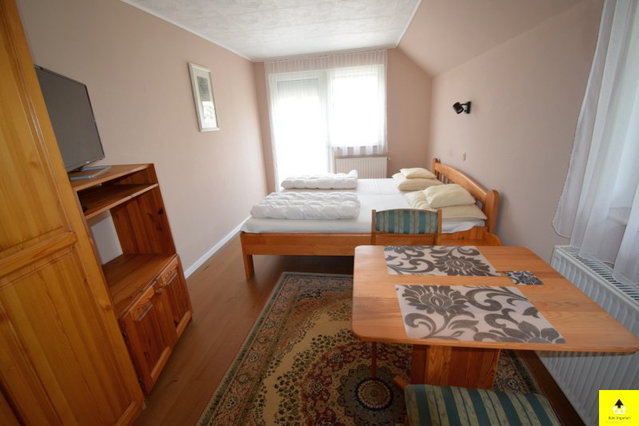 Eladó családi ház, Bükön 159 M Ft, 8 szobás