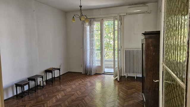 Eladó téglalakás, II. kerületben, Gábor Áron utcában