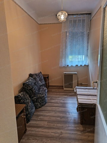 Kiadó téglalakás, albérlet, Szolnokon 120 E Ft / hó, 1+1 szobás