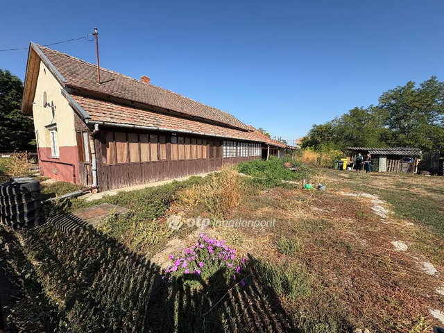 Eladó családi ház, Tiszaszentimrén 13.99 M Ft, 2 szobás