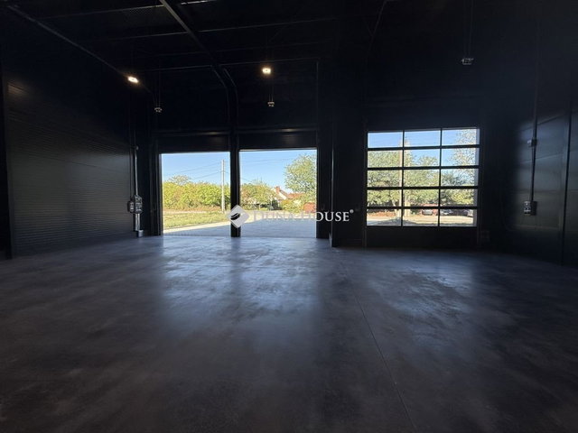 Eladó ipari ingatlan, Gyálon 469 M Ft / költözzbe.hu