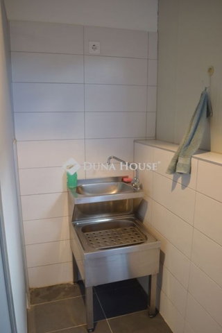 Kiadó ipari ingatlan, Budapesten, XXII. kerületben 963 E Ft / hó