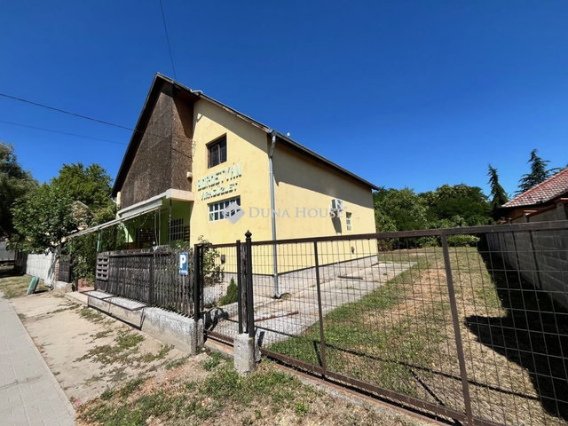 Eladó családi ház, Tápiószecsőn 46.9 M Ft, 3 szobás