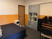 Eladó családi ház, Kunszentmiklóson 33 M Ft, 4 szobás