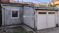 Eladó ipari ingatlan, Kaposváron, Fő utcában 5.4 M Ft
