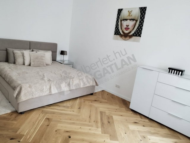 Kiadó téglalakás, albérlet, V. kerületben, Belgrád rakparton