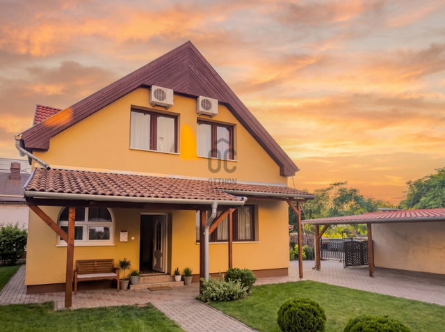 Eladó családi ház, Siófokon 84.99 M Ft, 4 szobás