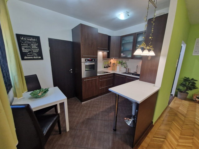 Eladó téglalakás, Miskolcon 34 M Ft, 2 szobás