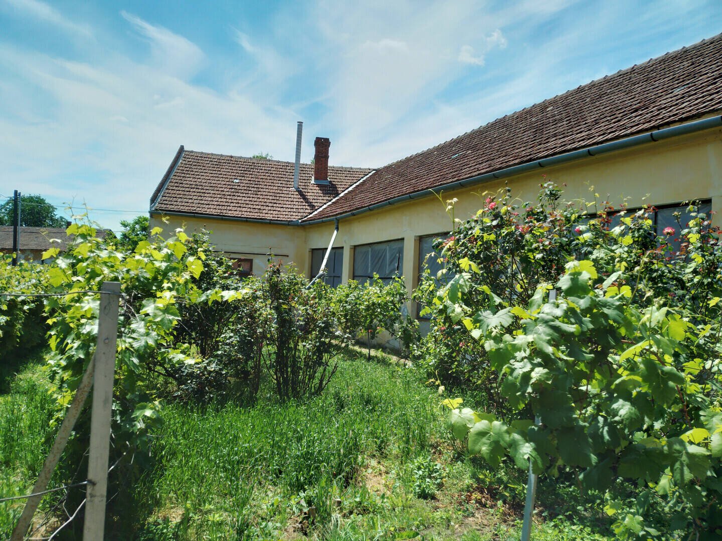 4 bed · 180m² · 19.900.000 ft