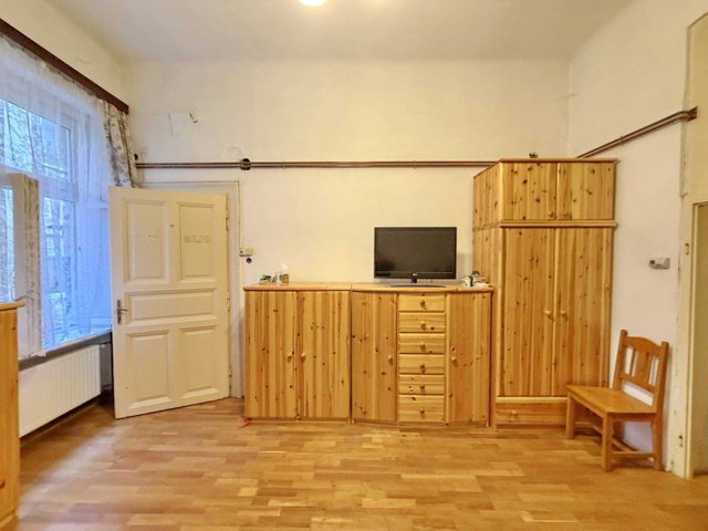 Eladó téglalakás, Budapesten, VI. kerületben 54.9 M Ft