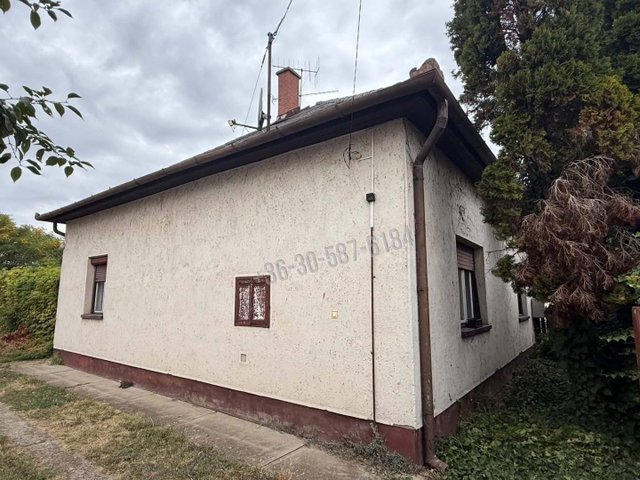 Eladó családi ház, Püspökladányban 33 M Ft, 4 szobás