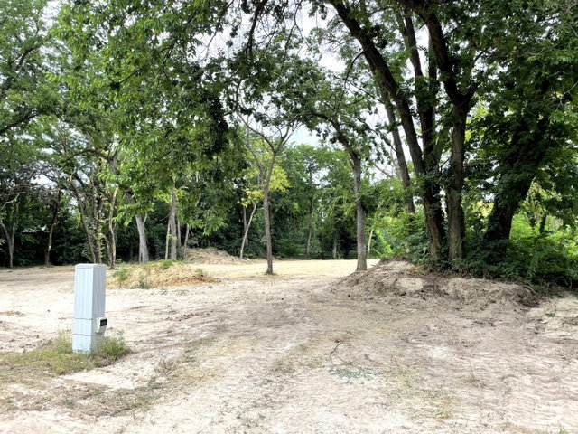 Eladó telek, Szigetmonostorban 120 M Ft / költözzbe.hu