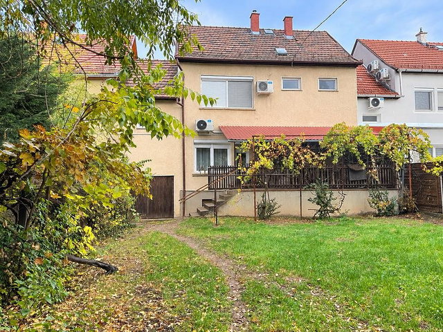 Eladó családi ház, Dunakeszin 115.9 M Ft, 4 szobás