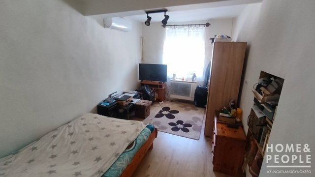 Eladó családi ház, Makón 26.9 M Ft, 4 szobás