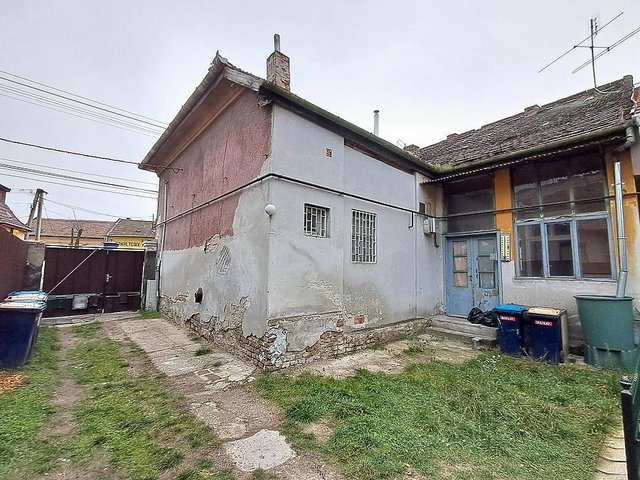 Eladó üzlethelyiség, Budapesten, XV. kerületben 59.9 M Ft