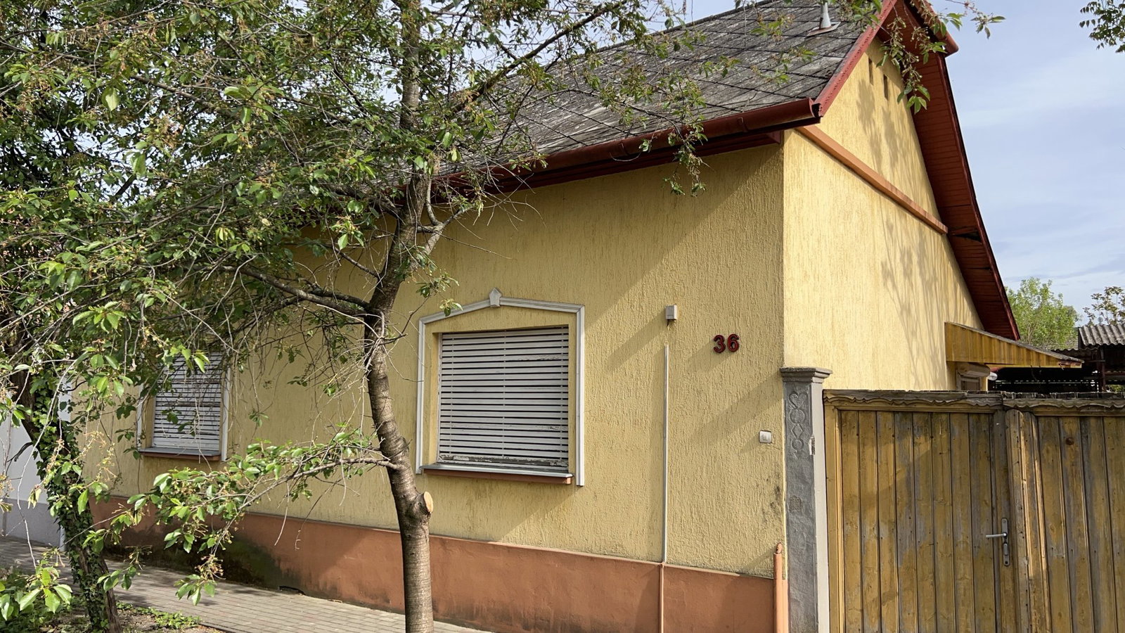 3 bed · 120m² · 36.100.000 ft