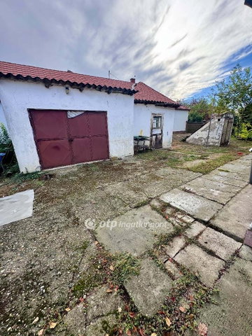 Eladó családi ház, Kalocsán 28.6 M Ft, 3 szobás