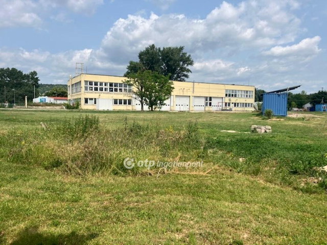 Eladó ipari ingatlan, Zsámbékon 850 M Ft / költözzbe.hu