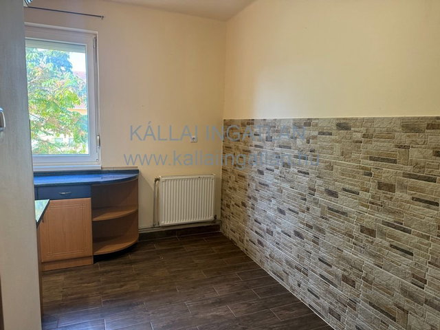 Kiadó téglalakás, albérlet, Nyíregyházán, Sólyom utcában