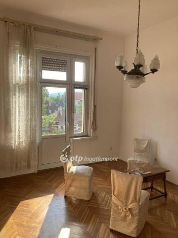 Eladó téglalakás, Budapesten, XIV. kerületben 84.9 M Ft
