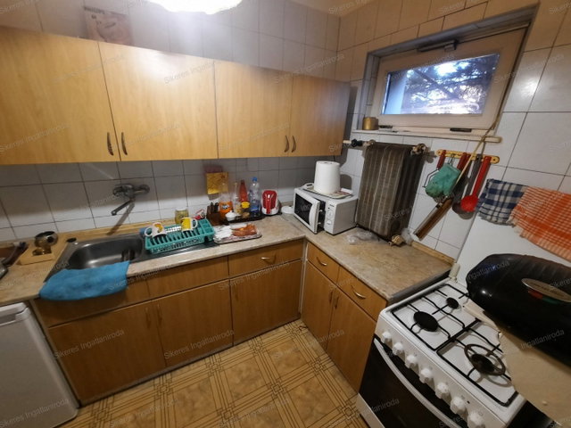 Eladó családi ház, Ácson 45 M Ft, 2 szobás