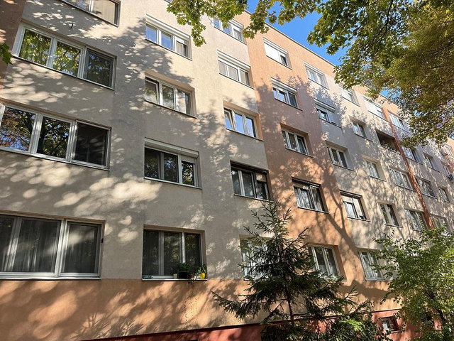 Eladó panellakás, Budapesten, III. kerületben 98.9 M Ft, 4 szobás
