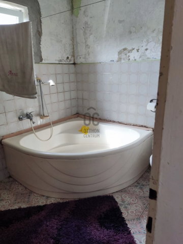 Eladó családi ház, Ózdon 14.9 M Ft, 5 szobás