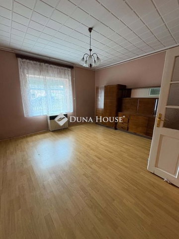 Eladó családi ház, Borzaváron 45.9 M Ft, 3 szobás