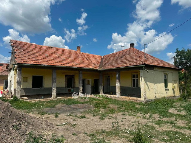 Eladó családi ház, Tápiógyörgyén 9.9 M Ft, 2+1 szobás