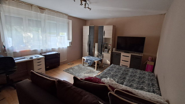 Kiadó téglalakás, albérlet, Szolnokon 150 E Ft / hó, 2 szobás