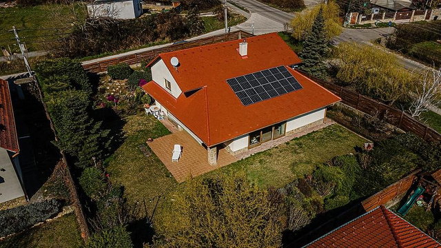 Eladó családi ház, Ürömön 249.9 M Ft, 5 szobás