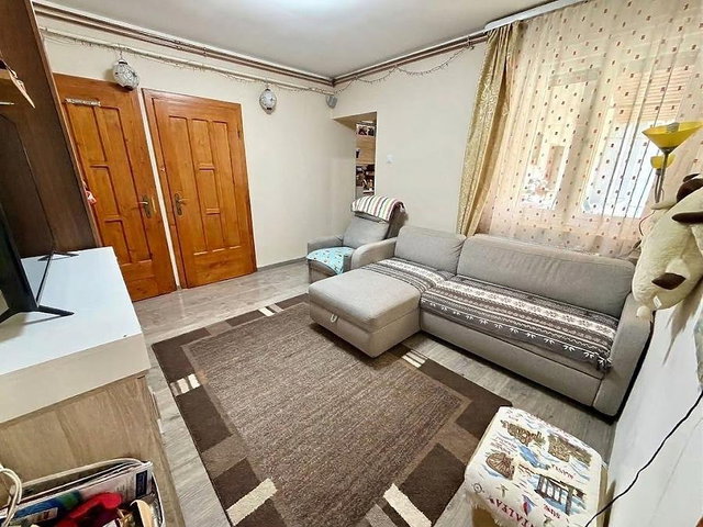 Eladó családi ház, Vácrátóton 94.5 M Ft, 3 szobás