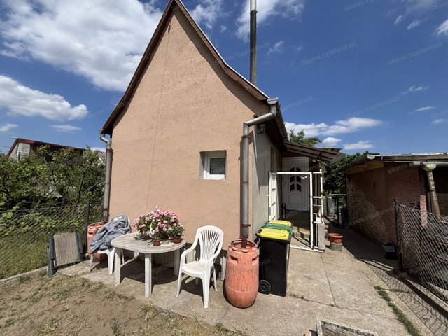Eladó ipari ingatlan, Vértesszőlősön 18.9 M Ft, 2 szobás