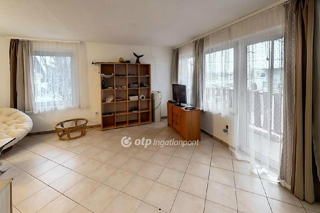 Eladó családi ház, Vecsésen 140 M Ft, 4 szobás