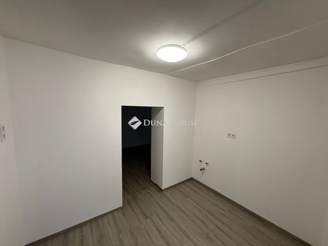 Eladó családi ház, Kecskeméten, Csóka utcában 34.9 M Ft