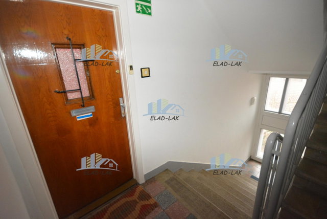 Eladó téglalakás, Szombathelyen 37 M Ft, 2 szobás