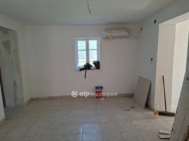 Eladó családi ház, Kisteleken 39 M Ft, 3 szobás