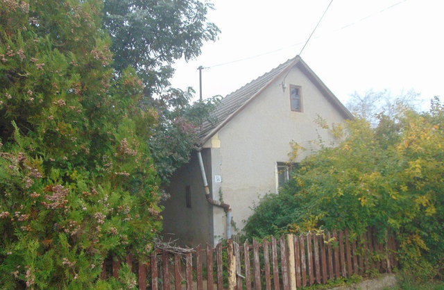 Eladó családi ház, Kenézlőn 4.09 M Ft, 1+1 szobás