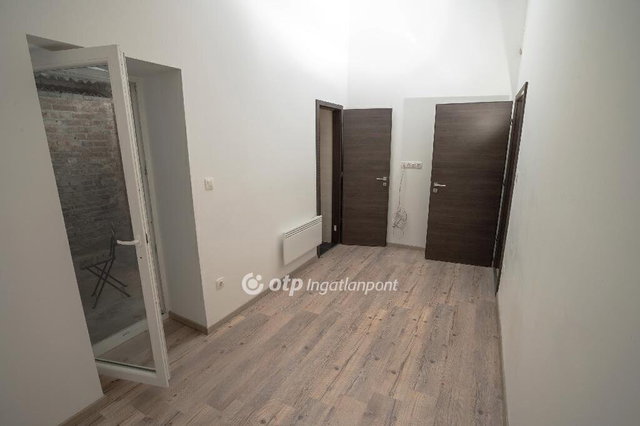 Eladó téglalakás, Budapesten, VI. kerületben 94.9 M Ft, 2 szobás