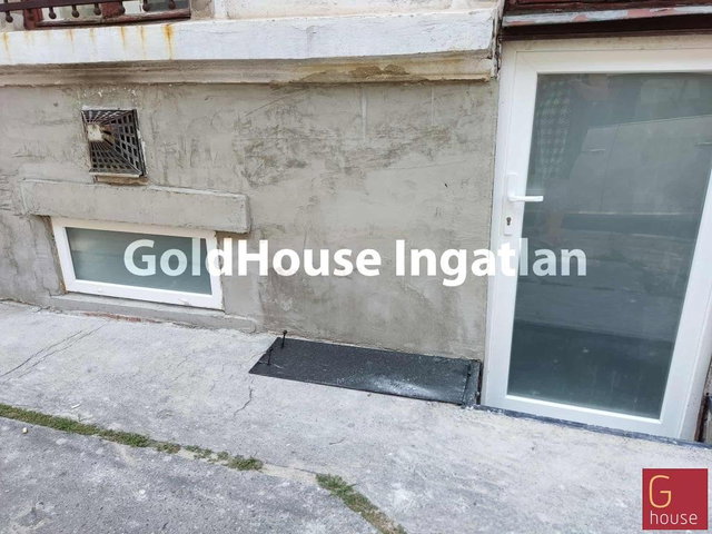 Eladó üzlethelyiség, VIII. kerületben, Légszesz utcában