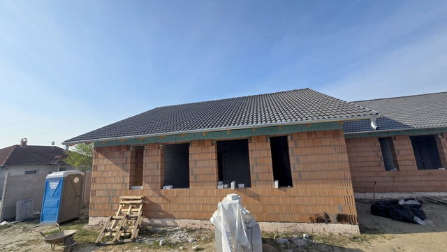 Eladó sorház, Dunaharasztin 99.99 M Ft, 4 szobás