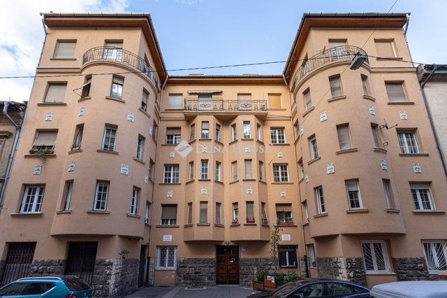 Kiadó téglalakás, albérlet, Budapesten, VI. kerületben