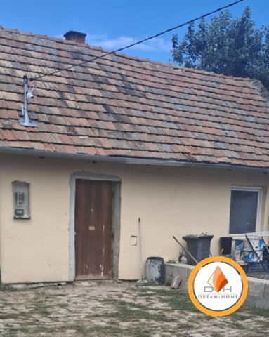 Eladó családi ház, Kecskeméten 16.9 M Ft, 1 szobás