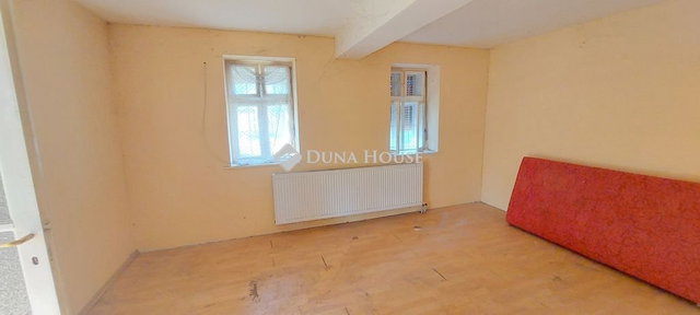Eladó családi ház, Tótkomlóson 7.9 M Ft, 3 szobás