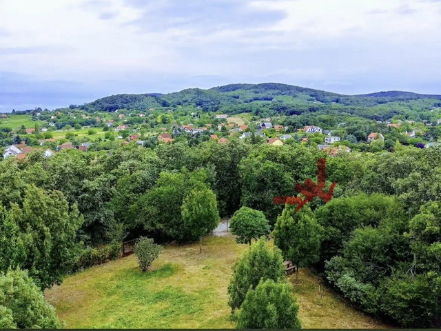 Eladó telek, Ábrahámhegyen 67.5 M Ft / költözzbe.hu
